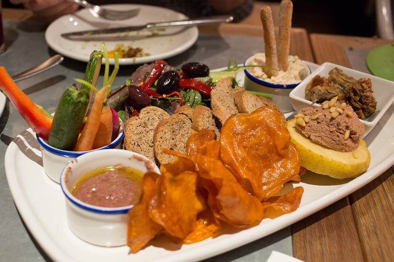 Tapas espagnoles pour apéro convivial : 15 recettes qui régalent